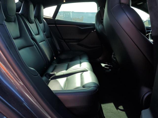 5YJSA1E26JF261898 - 2018 TESLA MODEL S ნაცრისფერი ფოტო 10