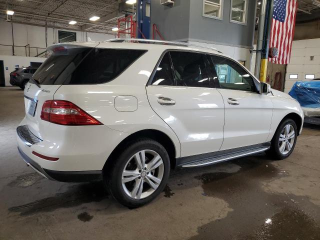 4JGDA5HB1FA480792 - 2015 MERCEDES-BENZ ML 350 4MATIC WHITE photo 3