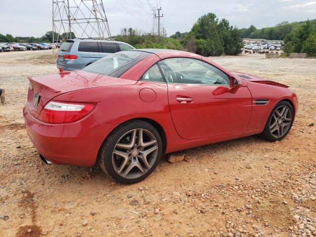 WDDPK3JA5GF123520 - 2016 MERCEDES-BENZ SLK 300 RED photo 3