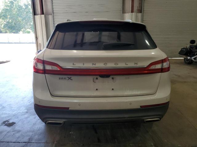 2LMPJ6LR6HBL46296 - 2017 LINCOLN MKX RESERVE WHITE photo 6