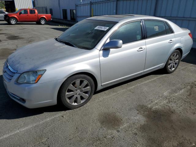 2005 TOYOTA AVALON XL, null