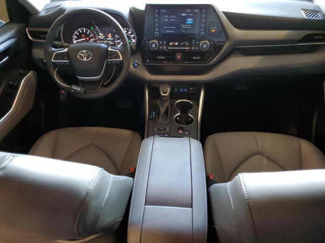 5TDGZRBH7NS595140 - 2022 TOYOTA HIGHLANDER XLE BLACK photo 8
