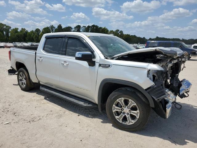 3GTU9BED0LG179493 - 2020 GMC SIERRA K1500 SLE SILVER photo 4