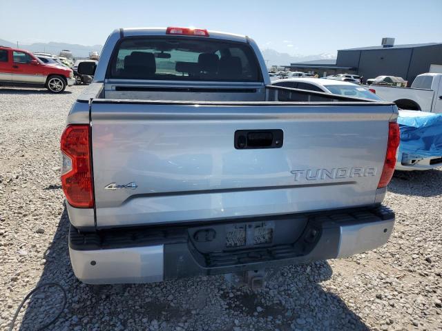 5TFAW5F12EX382434 - 2014 TOYOTA TUNDRA CREWMAX PLATINUM 银色 照片 6