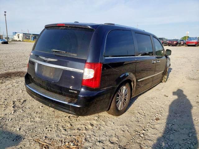 2A4RR6DG5BR659315 - 2011 CHRYSLER TOWN & COU LIMITED BLUE photo 4