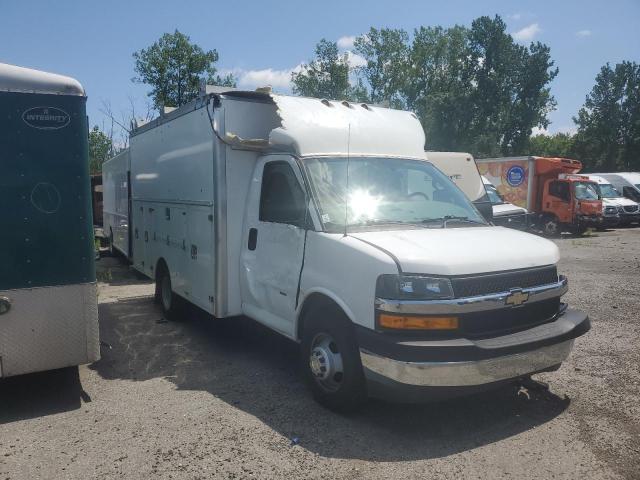 1GB3GRCG0L1259922 - 2020 CHEVROLET EXPRESS G3 WHITE photo 4