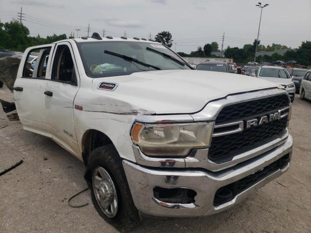 3C6UR5HJ2KG691359 - 2019 RAM 2500 TRADESMAN WHITE photo 4