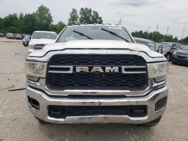 3C6UR5HJ2KG691359 - 2019 RAM 2500 TRADESMAN WHITE photo 5