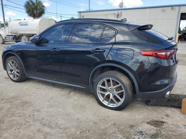 ZASFAKNN3J7B59344 - 2018 ALFA ROMEO STELVIO TI SPORT BLACK photo 2