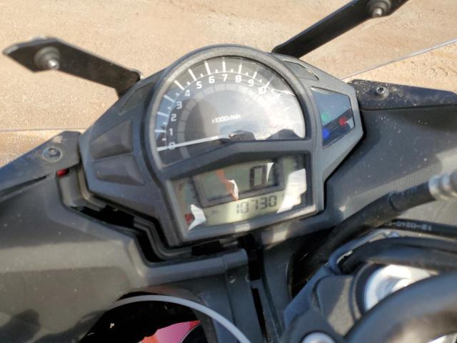 JKAEXEE11GDA22704 - 2016 KAWASAKI EX650 E RED photo 8