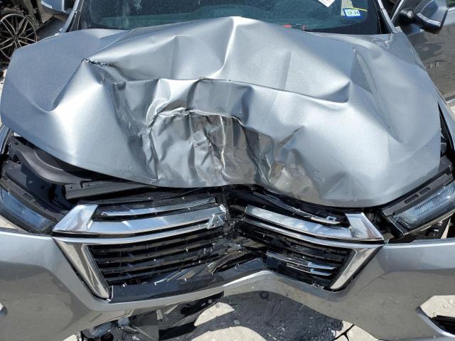 1GNERKKW6PJ188222 - 2023 CHEVROLET TRAVERSE PREMIER SILVER photo 11