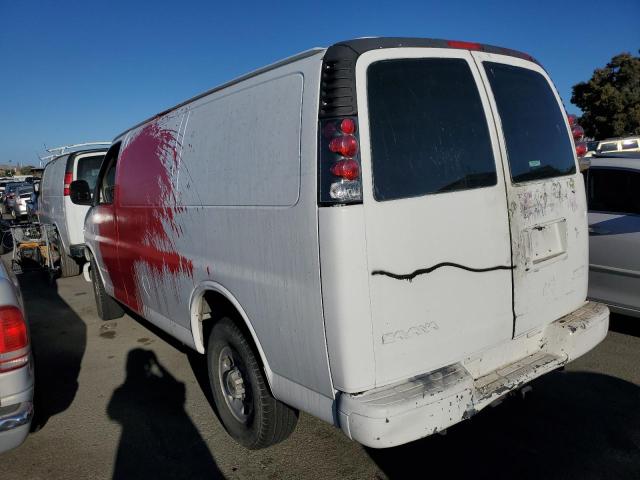 1GTHG35R0Y1166810 - 2000 GMC SAVANA G3500 WHITE photo 2