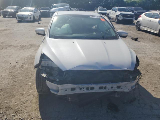 1FADP3N25FL237427 - 2015 FORD FOCUS TITANIUM WHITE photo 5