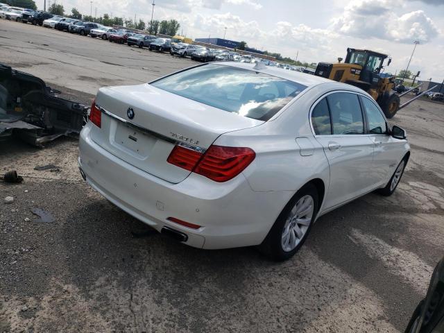 WBAKC8C52ACY68424 - 2010 BMW 750 LI XDRIVE WHITE photo 3