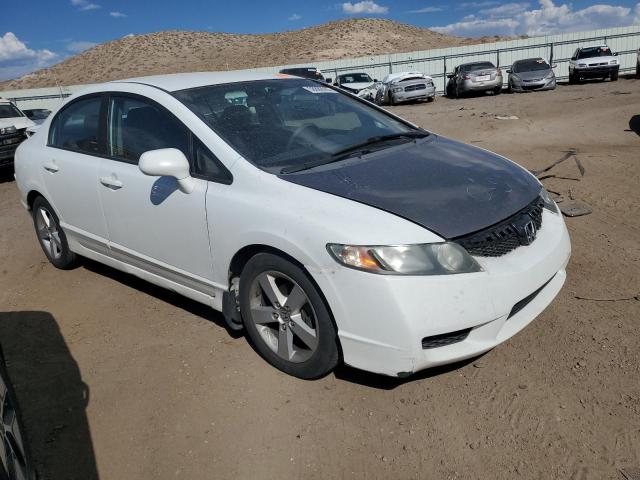 19XFA1F66AE023610 - 2010 HONDA CIVIC LX-S Սպիտակ լուսանկար 4