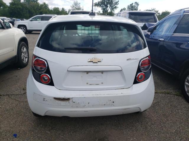 1G1JA6SH9F4121837 - 2015 CHEVROLET SONIC LS WHITE photo 6