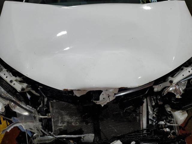 JTMBFREV5FD150994 - 2015 TOYOTA RAV4 LE WHITE photo 12