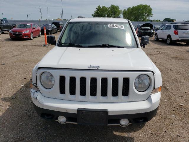 1C4NJRFB6DD234433 - 2013 JEEP PATRIOT LATITUDE WHITE photo 5