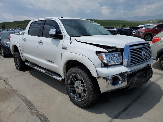 5TFHW5F19DX312913 - 2013 TOYOTA TUNDRA CREWMAX LIMITED WHITE photo 4