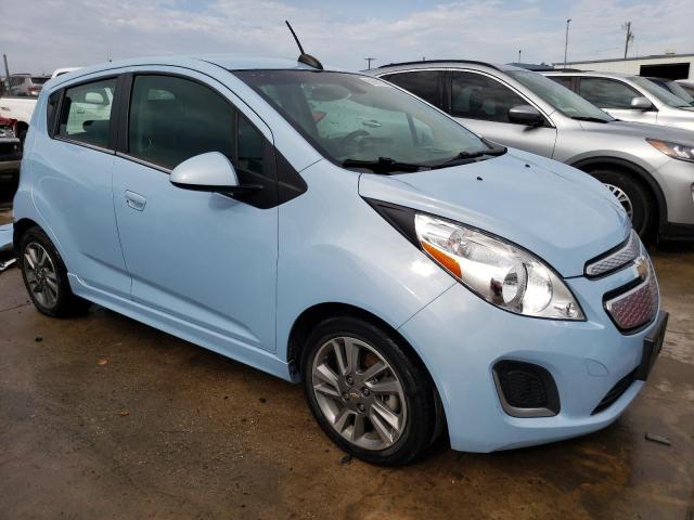 KL8CL6S04GC642288 - 2016 CHEVROLET SPARK EV 2LT BLUE photo 4