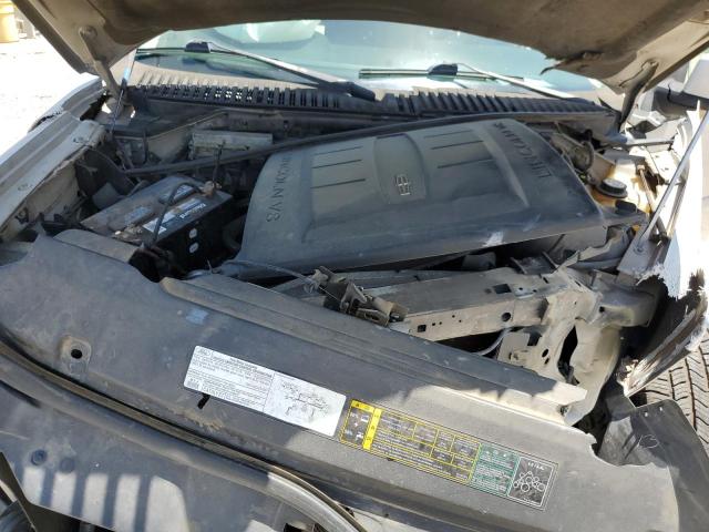 5LMFU28555LJ03908 - 2005 LINCOLN NAVIGATOR 银色 照片 11