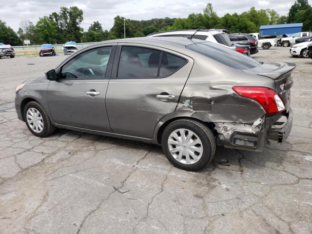 3N1CN7AP4GL820410 - 2016 NISSAN VERSA S SILVER photo 2