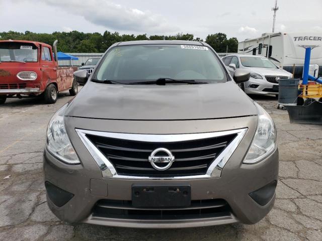 3N1CN7AP4GL820410 - 2016 NISSAN VERSA S SILVER photo 5