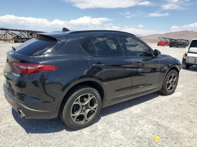 ZASFAKPNXJ7B69480 - 2018 ALFA ROMEO STELVIO SPORT Schwarz Foto 3