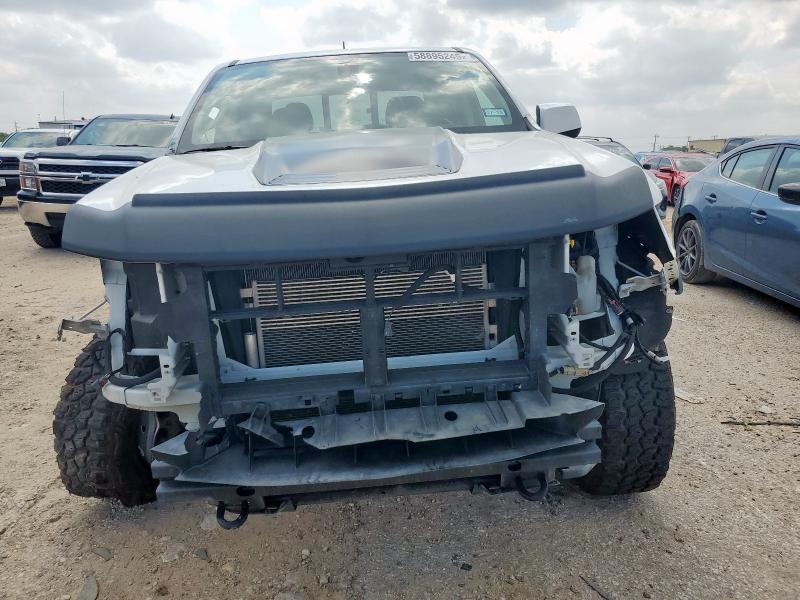1GCGTEEN3K1249199 - 2019 CHEVROLET COLORADO ZR2 WHITE photo 5