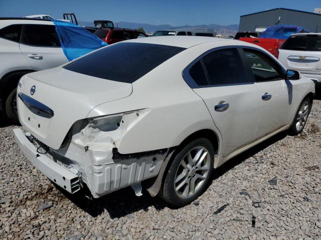 1N4AA5AP7BC805768 - 2011 NISSAN MAXIMA S WHITE photo 3