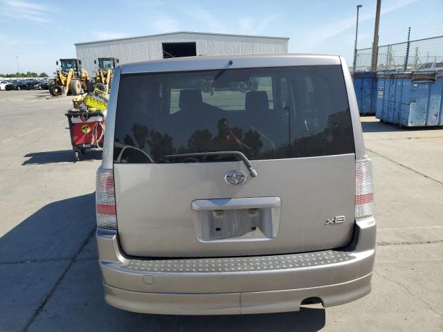 JTLKT324X64042196 - 2006 TOYOTA SCION XB SILVER photo 6
