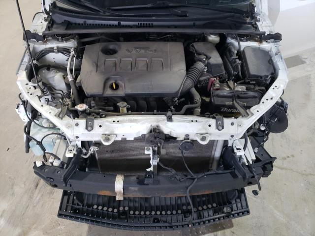 2T1BURHE5JC038798 - 2018 TOYOTA COROLLA L 白色 照片 11