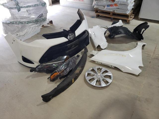 2T1BURHE5JC038798 - 2018 TOYOTA COROLLA L 白色 照片 12