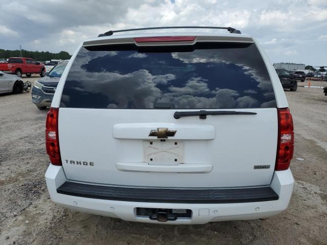 1GNSCAE0XBR266968 - 2011 CHEVROLET TAHOE C1500  LS WHITE photo 6