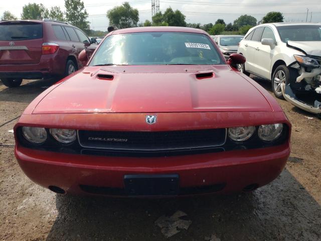 2B3CJ4DV8AH139637 - 2010 DODGE CHALLENGER SE RED photo 5