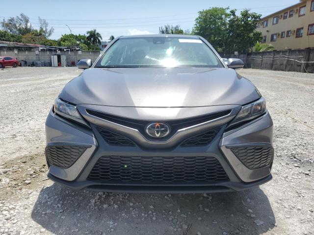 4T1T11AK5PU829287 - 2023 TOYOTA CAMRY SE NIGHT SHADE GRAY photo 5