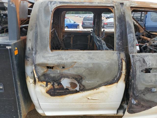 3C6UR5DL9HG652235 - 2017 RAM 2500 SLT თეთრი ფოტო 10