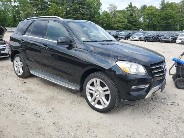4JGDA5HB8FA532435 - 2015 MERCEDES-BENZ ML 350 4MATIC BLACK photo 4