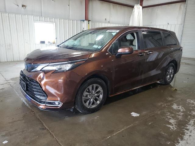 2023 TOYOTA SIENNA XLE, 
