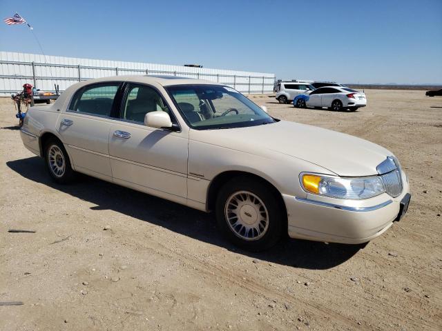 1LNHM83W1YY810400 - 2000 LINCOLN TOWN CARTIER TAN photo 4