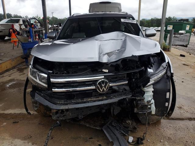 1V2WE2CAXPC214190 - 2023 VOLKSWAGEN ATLAS CROS SE Argent photo 5