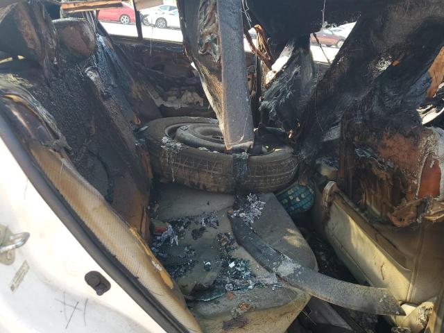 19XFB2F89CE015704 - 2012 HONDA CIVIC EX WHITE photo 10