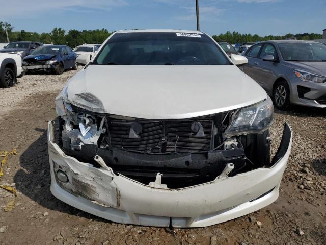 4T1BF1FKXCU625827 - 2012 TOYOTA CAMRY BASE WHITE photo 5