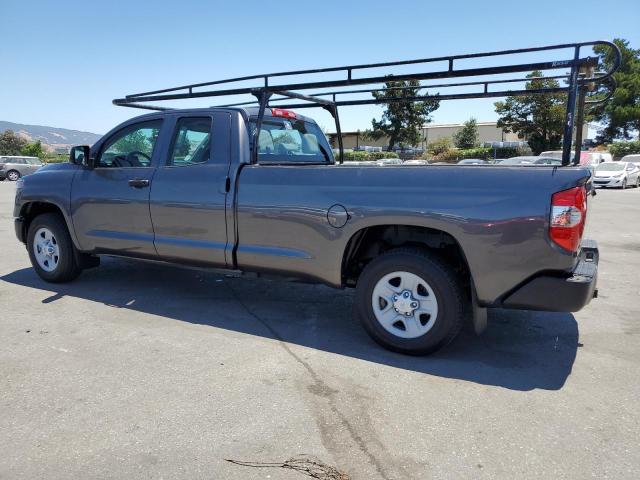 5TFTY5F10EX008522 - 2014 TOYOTA TUNDRA DOUBLE CAB SR/SR5 GRAY photo 2
