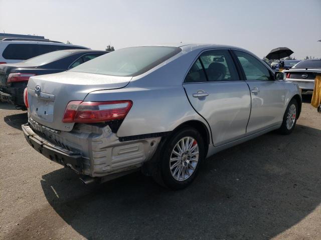 4T1BK46K37U517875 - 2007 TOYOTA CAMRY LE SILVER photo 3