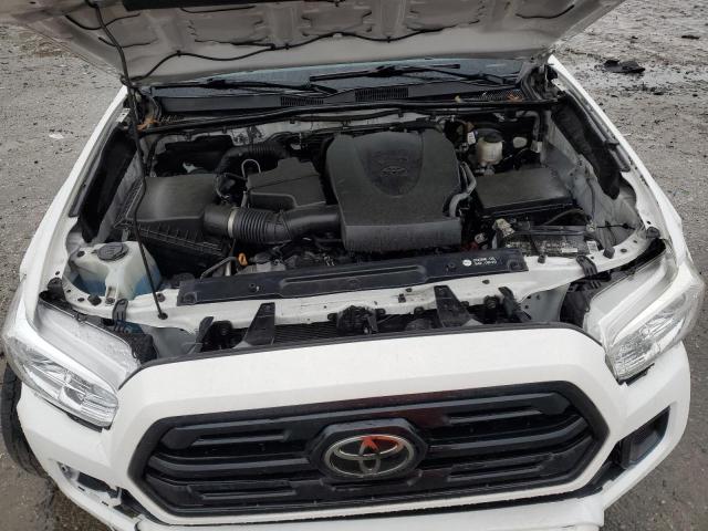 3TMCZ5AN4JM165042 - 2018 TOYOTA TACOMA DOUBLE CAB Белый фото 11