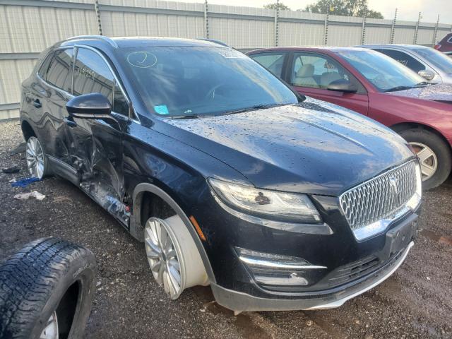 5LMCJ1C97KUL46299 - 2019 LINCOLN MKC BLACK photo 1