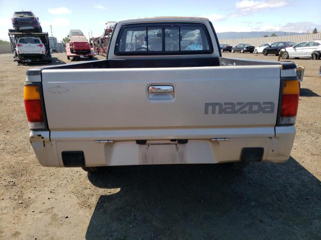 JM2UF1138J0323787 - 1988 MAZDA B2200 SHORT BED SILVER photo 6