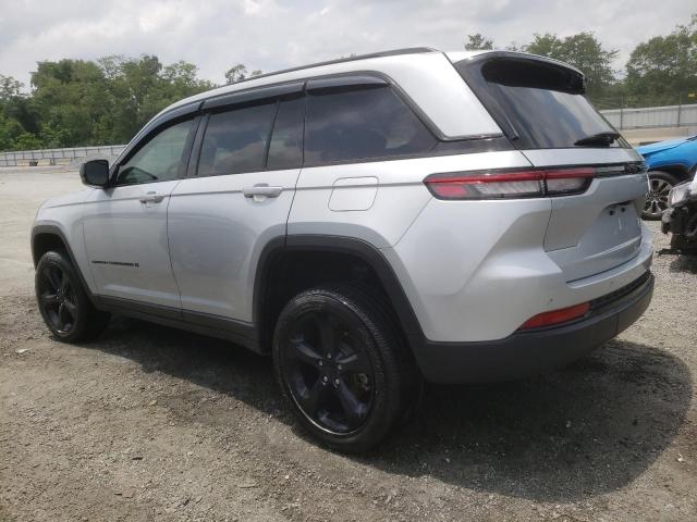 1C4RJGAG6RC708001 - 2024 JEEP GRAND CHER LAREDO Күміс фото 2