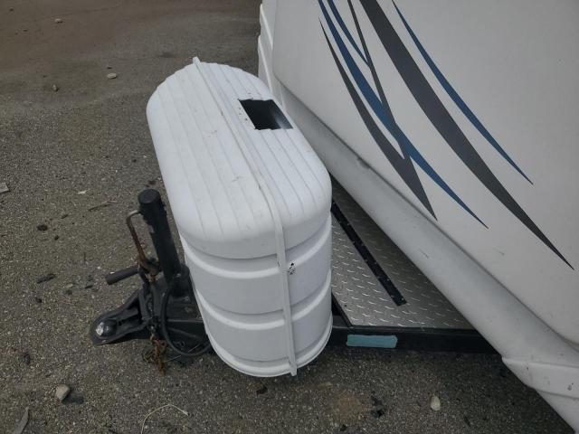 1H0T2TG159A059110 - 2009 HOLIDAY RAMBLER TRAILER WHITE photo 7